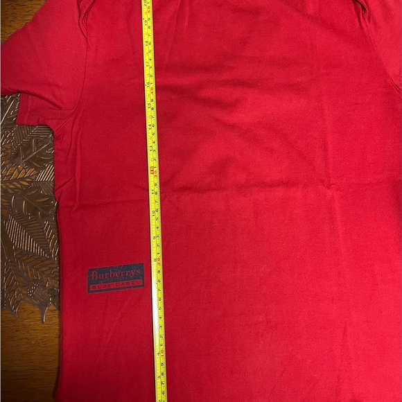 Authentic Burberry T-Shirt - Picture 2 of 5